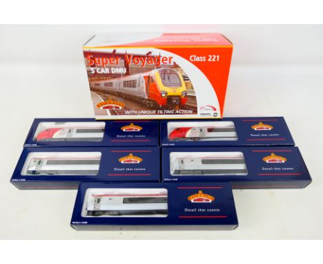 Bachmann - A boxed OO gauge Bombardier Class 221 Virgin Super Voyager tilting 5 car DMU set # 32-625. The models appear Mint 