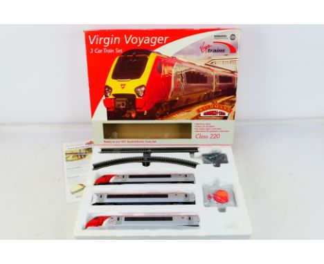Bachmann - A boxed OO gauge Virgin Voyager Bombardier Class 220 3 car train set # 30-600. The models appear Near Mint in a Go