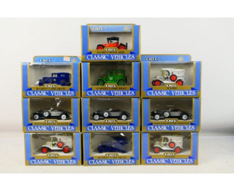 Ertl - A boxed group of 10 1:43 scale diecast model vehicles from the Ertl 'Classic Vehicles' series. Lot includes #2502 Mode