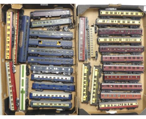 Mixture of Hornby, Lima, Jouef, Pocker and Tri-ang OO/HO gauge passenger carriages to include Pullman Grands Express, LMS and