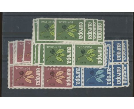 1965 Europa set U/M x 27 sets. Cat £972 (71)