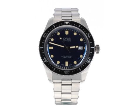 Oris Sixty-Five automatic stainless steel gentleman's bracelet watch, ref. 7720, serial no. 36-62xxx, blue dial with black be