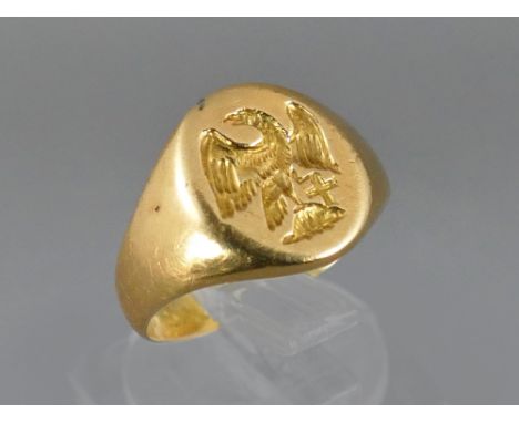 Antique 18ct intaglio signet ring showing an eagle and cross, the inside shank inscribed 'N.H.SACAR', 5.5gm, 12.5mm, ring siz
