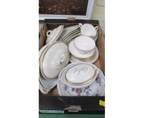 Six Japan Flowers Ironstone scallop edge plates, a Losol part dinner service and a Tuscan Charm part tea service