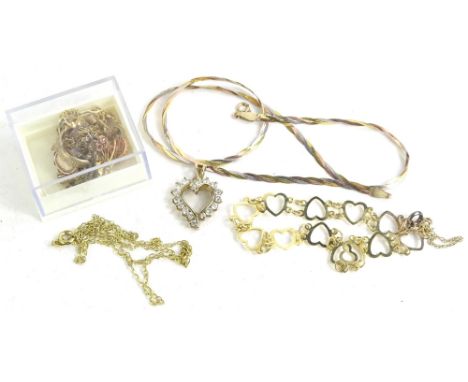 A quantity of 9ct gold and other jewellery, to include a tri colour 9ct gold necklace, a 9ct gold heart shaped bracelet, a 9c