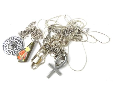 A collection of silver and white metal jewellery etc., to include a Celtic pendant with chain, a chain with teardrop shaped p