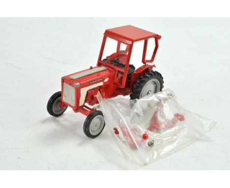Tekno vintage International Tractor. Some minor attention required with parts shown.
