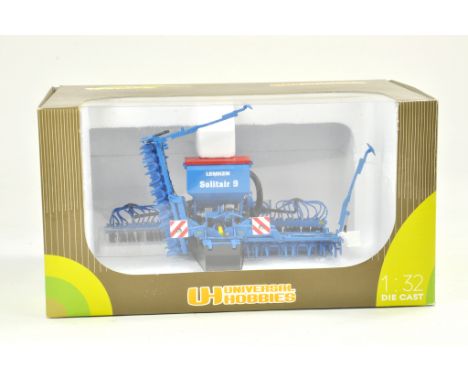 Universal Hobbies 1/32 Farm issue comprising Lemken Solitair Drill. Previously on display, the model appears very good to exc
