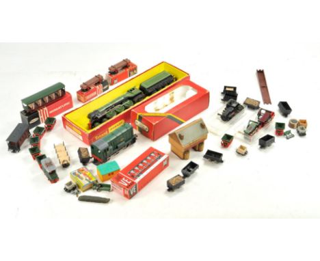 An assortment of Model Railway comprising Hornby, Playcraft and others, including various scales. Generally good.
