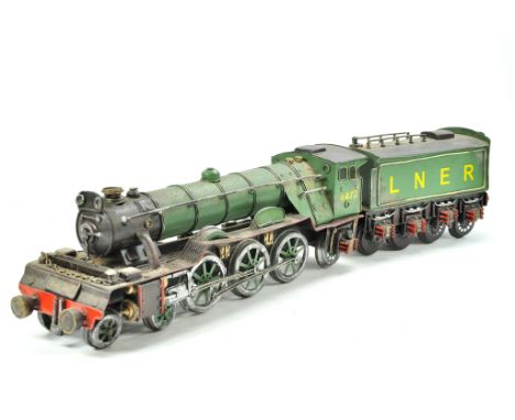 Large Scale Tin - Pressed Metal Model of the Flying Scotsman Steam Locomotive. Impressive.