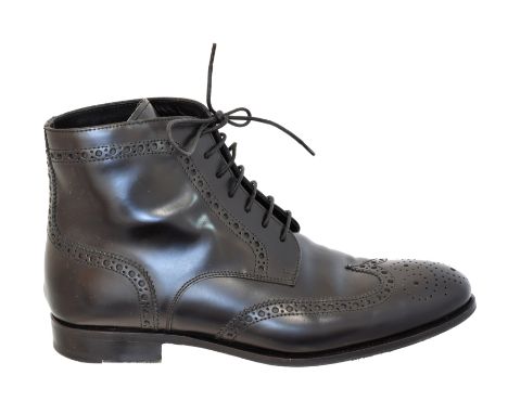 A pair of Scarosso lace-up boots, size 39. With maker's box.Condition report: Overall condition good to fairSigns of light we
