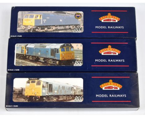 Bachmann Branch-line DCC Ready Diesel Locomotives: 32-405 Class 25/3 D7646 Two Tone Green, 32-327 Class 25/1 25052 BR Blue fa