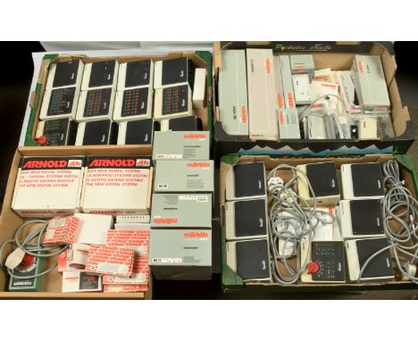 Marklin Arnold &amp; Lenz Digital Control Systems &amp; Fleischmann DC Controller: Marklin Equipment - 7x Transformers, 4x Bo