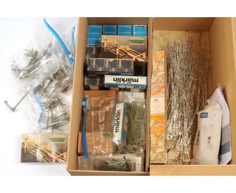 Assorted Bulk lot of HO Sommerfeldt, Rivarossi and Marklin Catenary - A Large lot of Overhead Catenary components, Planning a