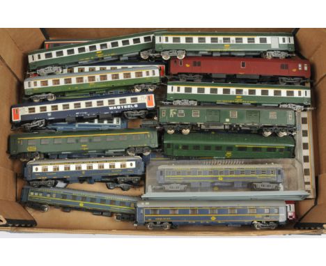 Jouef, Lima, Fleischmann HO Group of unboxed coaches. To include Jouef CIWL Sleeping Car + rigid case, Lima SNCF 2nd "Wasteel