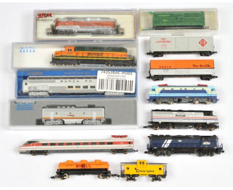 Kato, Atlas, Bachmann N gauge Loco's &amp; Rolling Stock. To include Kato BNSF 6340 Diesel, Atlas "Western Pacific" Silver / 
