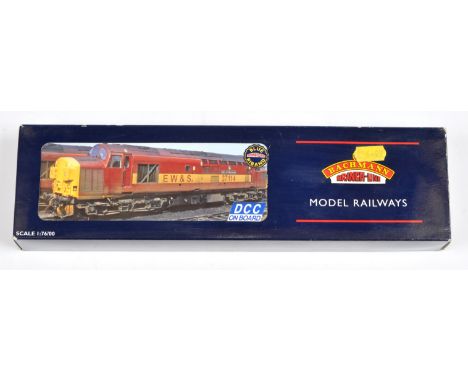 Bachmann OO 32-775DC EWS maroon livery Class 37 No.37114 "City of Worcester", loco has a factory fitted DCC decoder onboard a