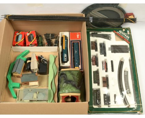 Hornby, Mainline, Lima, Group of loco's, wagons &amp; accessories. To include Hornby HST 3x car set, Lima 9057W BR Blue Diese
