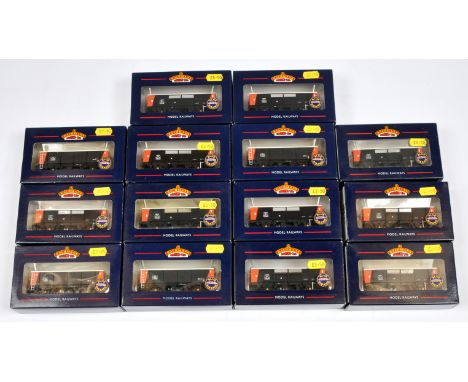 Bachmann group of ZKA QTY 10 and GLW-MKA QTY 4 Wagons: Conditions Near Mint to Mint, Boxes Excellent to Mint.