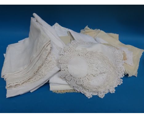A quantity of vintage linen and handmade lace including Maltese lace collar and two pairs of cuffs, Milanese, Czech, Cluny an