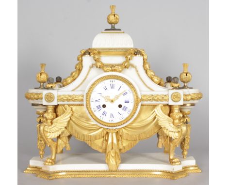 A VERY GOOD 19TH CENTURY FRENCH ORMOLU AND MARBLE MANTLE CLOCK, with eight-day movement, circular enamel dial, indistinctly s