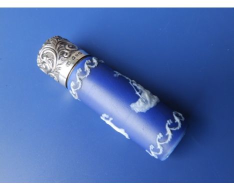 A Victorian blue jasper scent bottle with Birmingham silver screw top cover - CM, 1890, 3.1" high