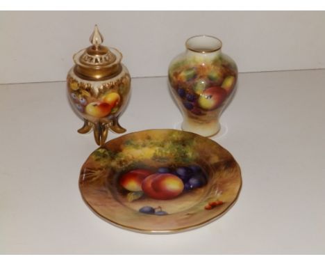 A Royal Worcester small tea plate painted fruit by Moseley, 6.25", a pot pourri vase, 5" overall and a 4" vase - 2491. (3)&nb