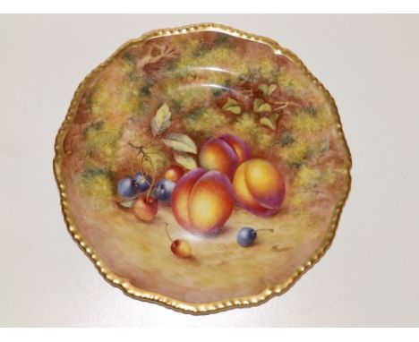 A Royal Worcester fruit painted  plate by Freeman, 10.5".