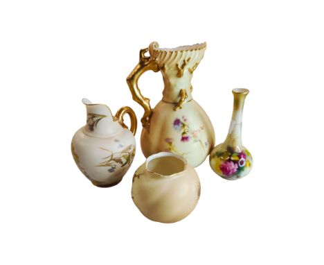 4 PIECES OF ROYAL WORCESTER 
