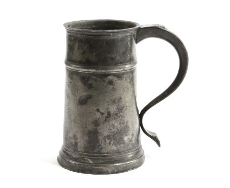 A PEWTER ALE QUART HIGH BAND MUGWIGAN, C.1700-30possible touchmark of ‘E(T?)' with fleurs de lys inside the base, very possib