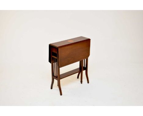 An Edwardian rosewood drop-leaf occasional table, the cross-banded top with canted drop leaves and inlaid circular patera, ra