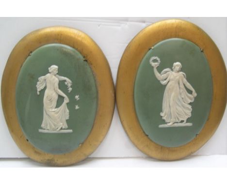 Pair of large Wedgewood cameos on oval gilt painted wood bases,20 x 17 cm 