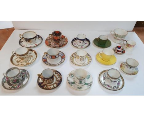 Large collection of decorative cups & saucers from different makers to include Royal Worcester, Minto etc (lot),Overall appea