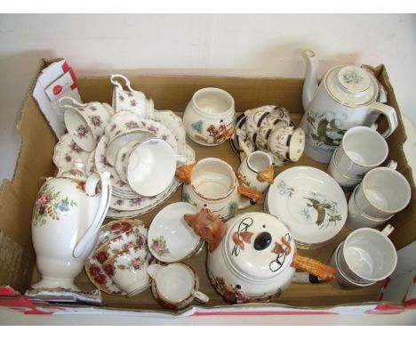 Alfred Meakin Old White coffee service, coffee pot and six coffee mugs, two part Grosvenor services, four piece Royal Albert 