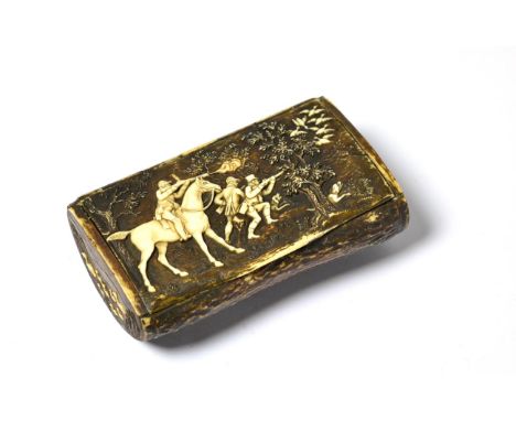^ A carved hinged snuff box with shooting scene 