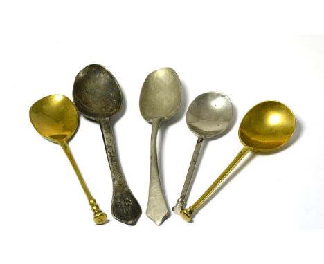Five 16th/17th century brass and pewter spoons25.04.16, Barometer case with slight staining in parts, hand is not moving when