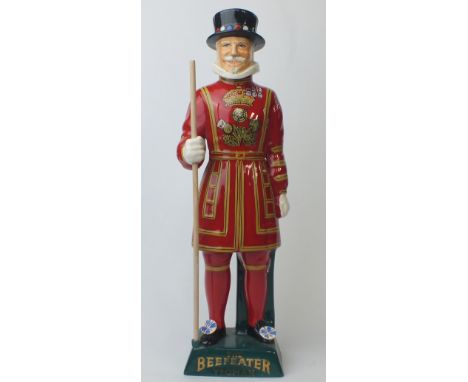Large Carltonware Advertising figure of Beefeater "Yeoman of the Guard" height 40cm