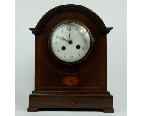 Mahogany inlaid mantle clock 28cm tall