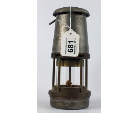 The Wolf Miners Safety Lamp Co (Wm Maurice Ltd) Sheffield , Type FS Stamped G.P.O 1962 on panel to top  Miners Safety Lamp