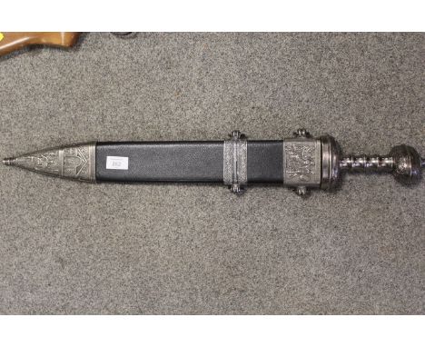 A MODERN COPY OF A GLADIUS SWORD IN METAL DECORATIVE SCABBARD