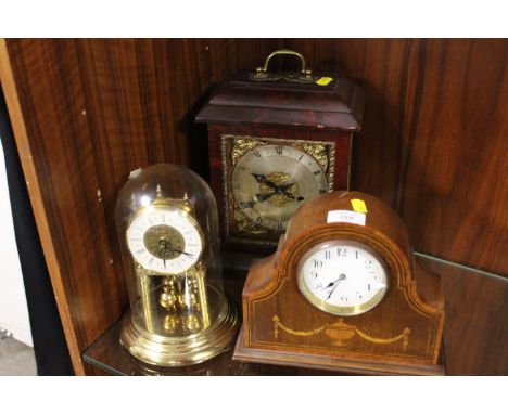 A MAHOGANY CASED EDWARDIAN MANTLE CLOCK, A GEORGIAN STYLE BRACKET CLOCK WITH MODERN 8 DAY MOVEMENT PLUS AN ANNIVERSARY CLOCK 