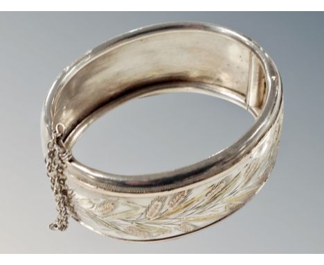 A vintage two colour bangle 
