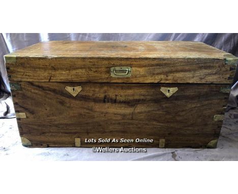 19TH CENTURY CAMPHOR WOOD MILITARY CAMPAIGN TRUNK WITH BRASS MOUNTS AND HANDLES, 98 X 49 X 46CM 