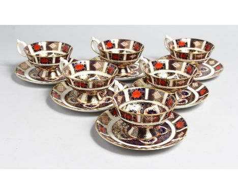 A SET OF SIX ROYAL CROWN DERBY OLD IMARI PATTERN CUPS AND SIX SAUCERS, NO. 1128.