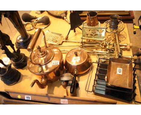 Shelf of mixed metalware including copper and brass. Not available for in-house P&amp;P. 