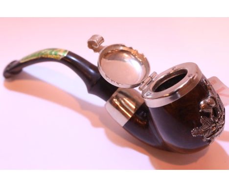 Vintage German pipe with white metal fittings. P&amp;P Group 1 (£14+VAT for the first lot and £1+VAT for subsequent lots) 
