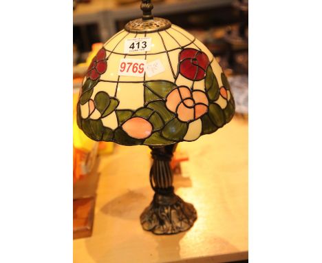 Reproduction Tiffany style table lamp. Not available for in-house P&P.Condition Report: All electrical items in this lot have