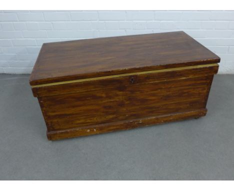 Scumbled pine storage trunk, with hinged lid and compartment to the interior, 108 x 47 x 52cm 