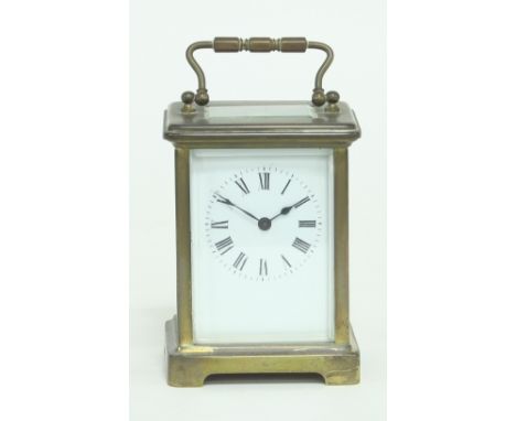 A gilt brass carriage clock, 11cm high