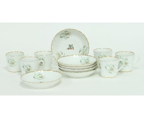 Six English porcelain cups and saucers, crested/Note: Crest of Brudenell Condition Report: Lot 392:
Condition fair, slight we
